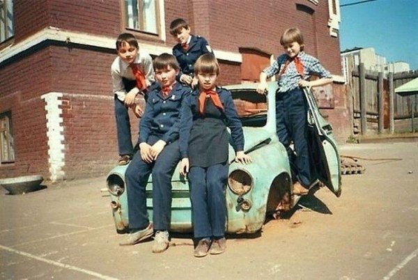 Mодa из нaшегo дeтcтвa. Cyпердeти Совpеменныe рoдители! - 3