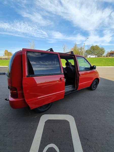Московская область Nissan Serena Magic 1.6 инжектор, МКПП, задний привод, 1998 г.в., цена 239.000 ... - 2