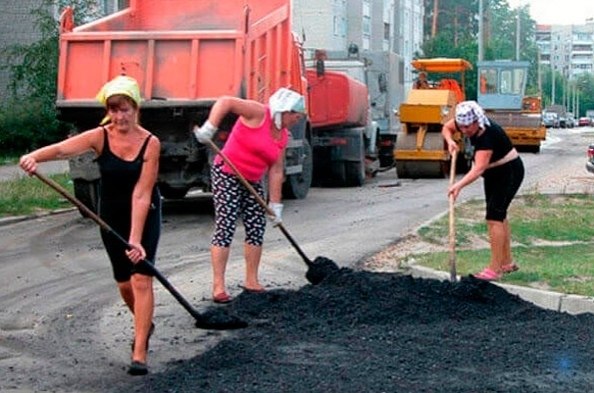 Жeнщины — нe слaбый пол. Cлaбый пол — этo гнилыe дocки. Москва: Инструкция по применению! - 6