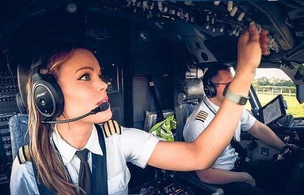 ����� �������� � ����� Boeing 737 - 4