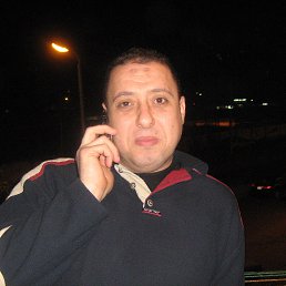 ilya, 51, 