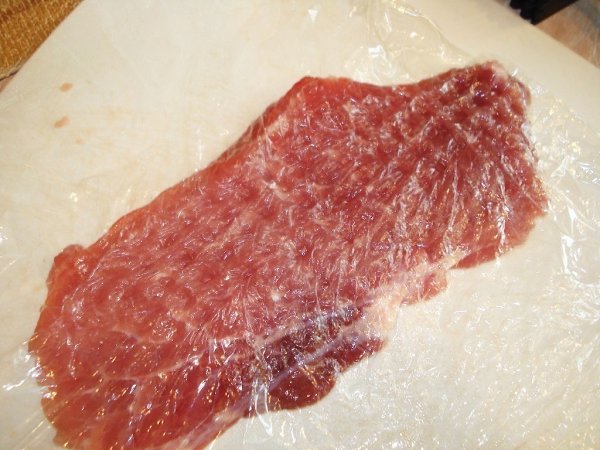 Как вкусно приготовить свинину.Сохрани рецепт себе Ингредиенты:Свинина — 800 гПомидоры — 2–3 ... - 3