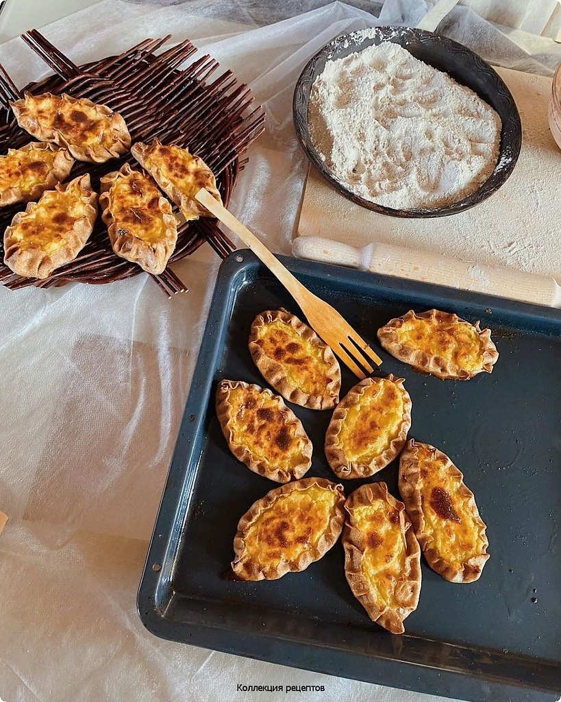 Финская кухня.Сохраняите очень простои рецептВам потребуется:1. Ржаная мука2. Кефир3. Рис4. Молоко5. ...