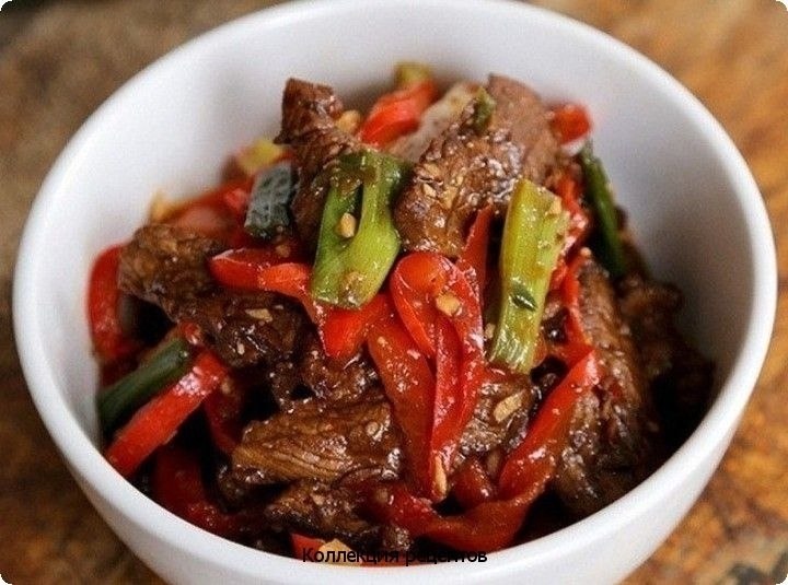 Вкуснейшая говядина в соевом соусе. Ингредиенты: -Говядина 400 г -Чеснок 3 зубчика -Соус соевый 3 ...