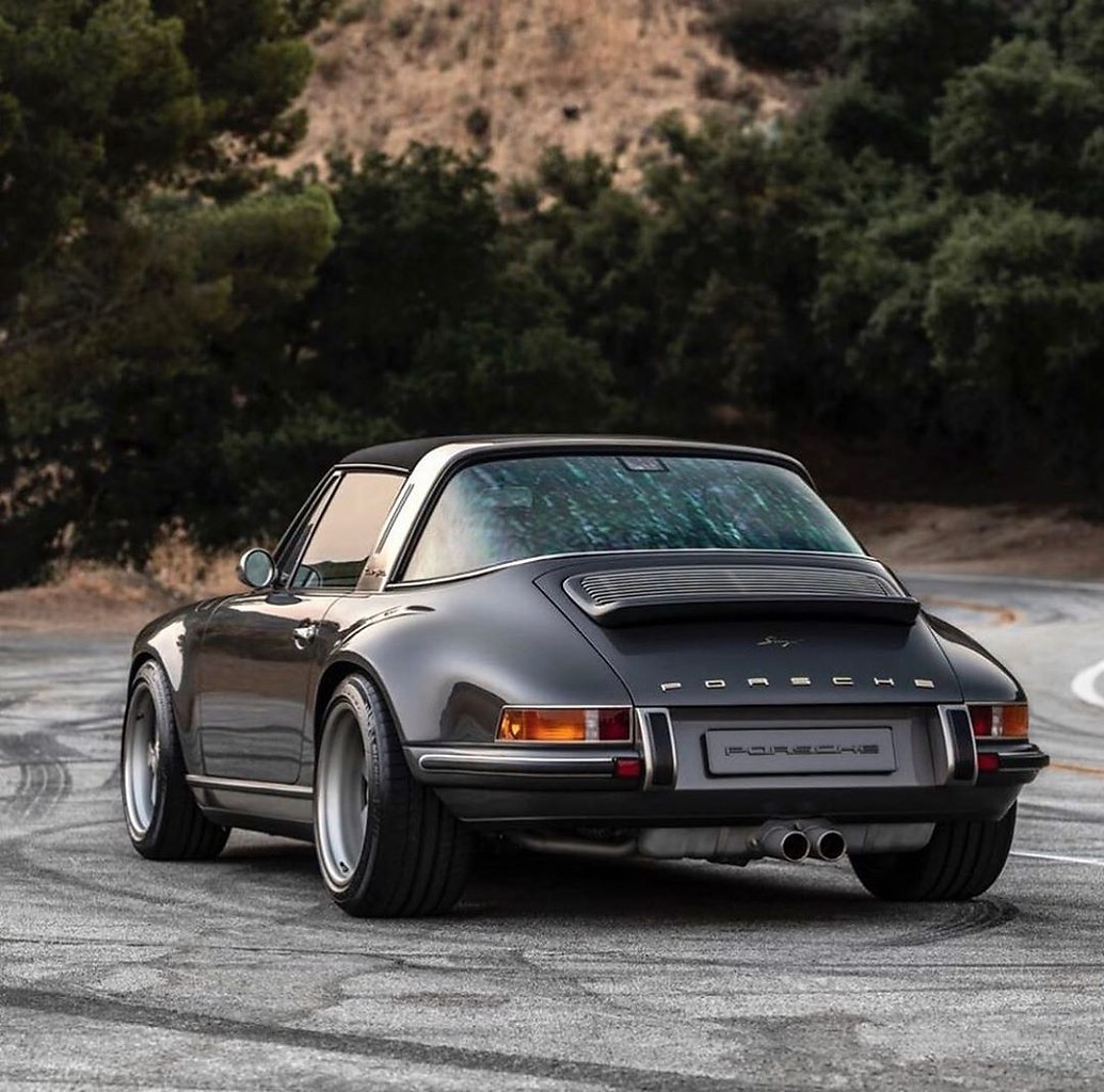 #Porsche@autocult - 2