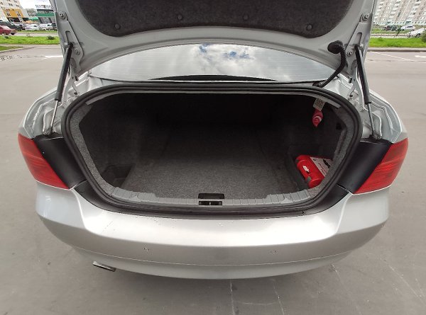 BMW 320 i 2008 год. Мотор : 2.0 AT ( 156 л.с ) Цена : 500.000 руб Телефон : +7-995-670-51-40 Место ... - 10