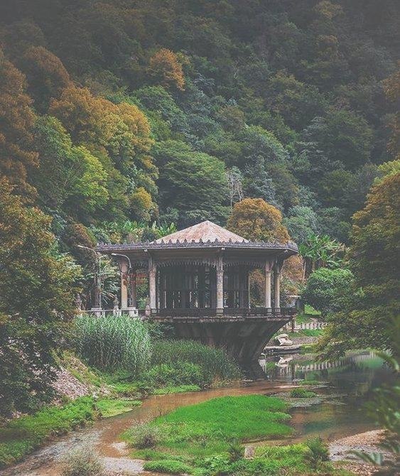 Новый афон псырцха. Железнодорожная станции «псырцха». Станция псырцха в новом афоне. Станция псырцха абхазия. Железнодорожная станция псырцха абхазия.