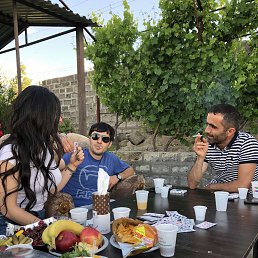 Vahe, ������, 34 ����