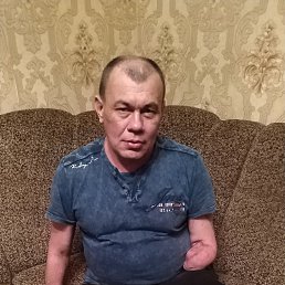 Олег, 49, Константиновка, Донецкая область
