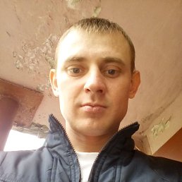 Nikolai, 36, 