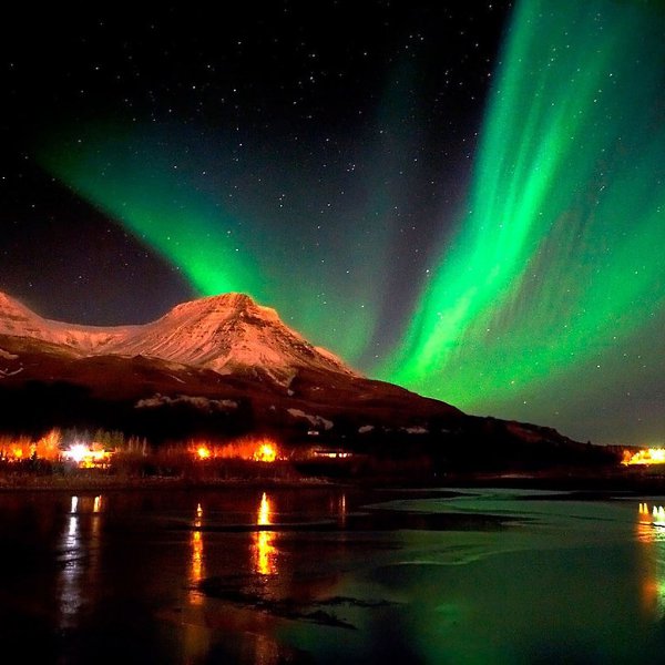 Aurora Borealis  . - 4