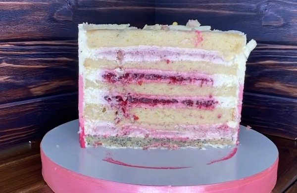 ТОРТ С ВИШНЕВОЙ НАЧИНКОЙ И КРЕМОМ-ЧИЗ.Коржи (2 кольца по 18 см): 6 яиц 200 г сахара 200 г муки 1. ...