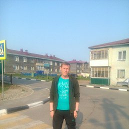 Dmitry, 36, 