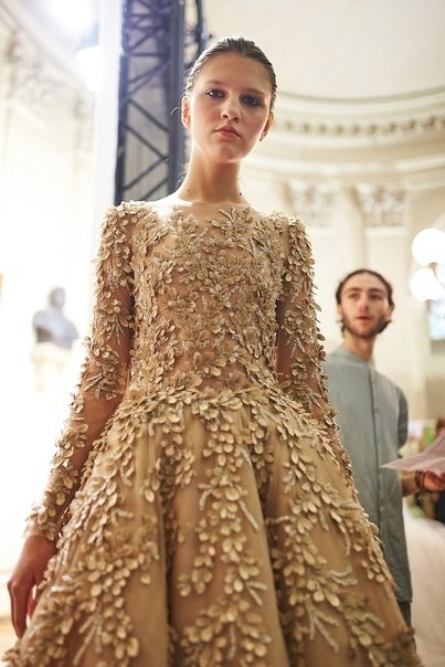 ony Ward. Backstag Haut Coutur aris Fashion wk Spring-Summr 2018.      ... - 2