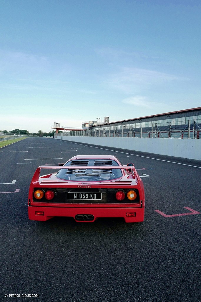 #Ferrari@autocult - 5