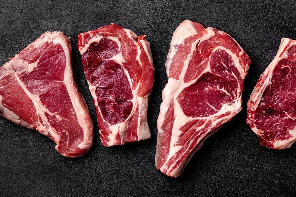 Врач назвал продукты, способные вызвать инсульт.Мясо, сыр и яйца в больших количествах могут ...
