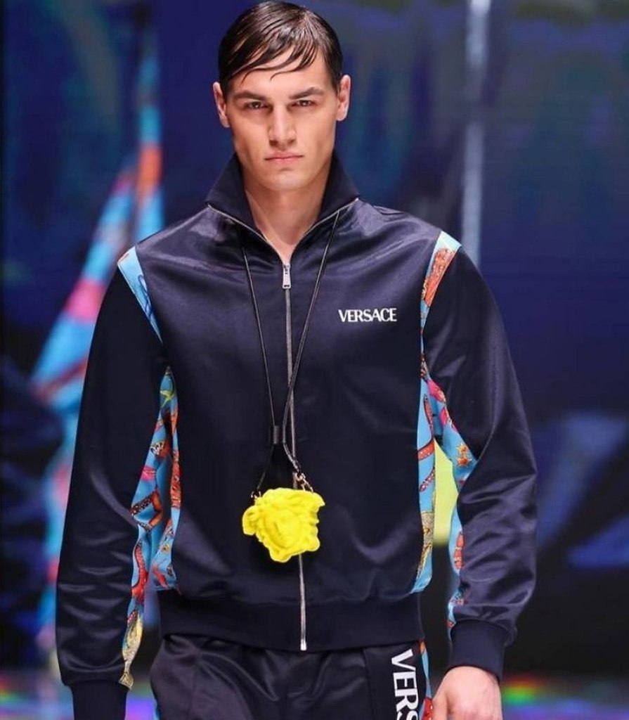          Versace - 3