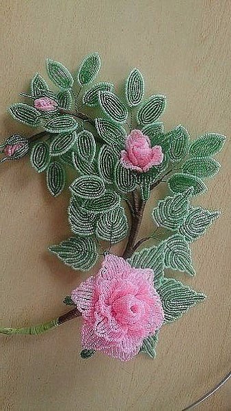 Мини МК по созданию розы из бисера - 2
