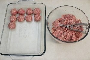 Тефтели с рисом и сливочной подливкой в духовке. Нежнейшие тефтельки, просто тающие во рту, с ... - 4