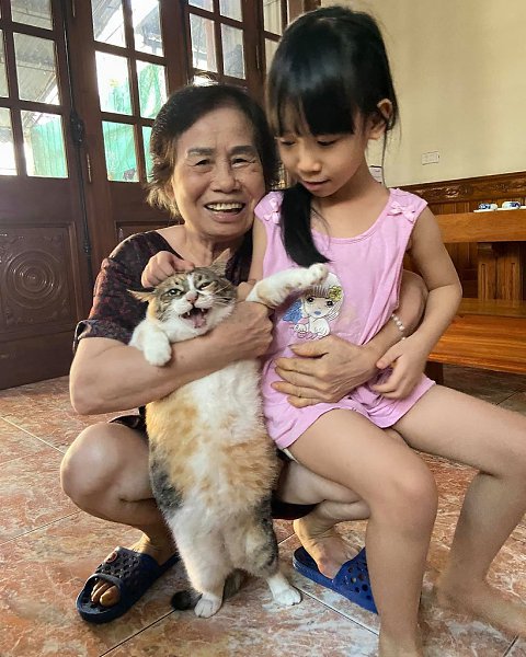 Ну отпусти меня пожалуйста(.Как она меня задолбала.. Не понял, ты че ахренела? - 2