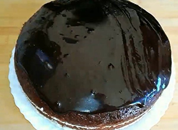 Торт Птичье молоко без суфле. Бисквит на кефире Яйца куриные – 1 шт. Сахар - 180 грамм Ванильный ...