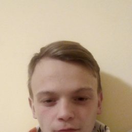 Даниил, 19, Иванова