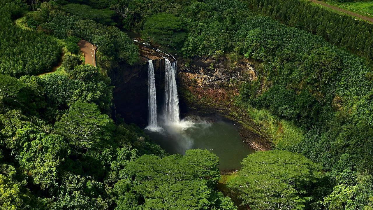  , ,  .   (Wailua Falls)       ...