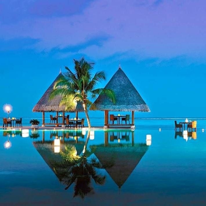 Zitahli Beach and Spa Resort. Maldives Luxury Resorts.