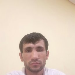 Tayger, 31, 