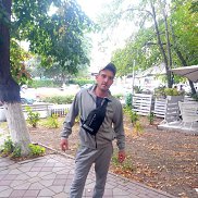 Maks, 36 , 