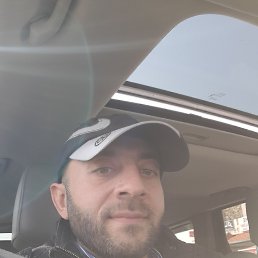 Ludwig, 40, 