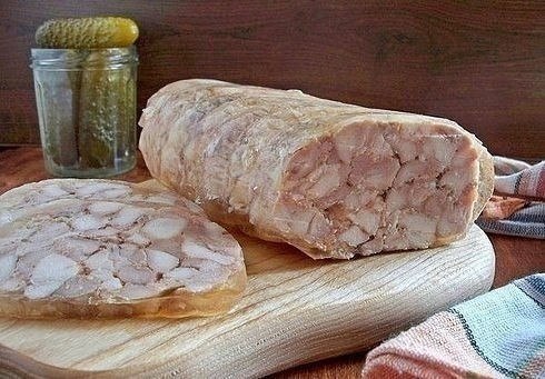 Куриный сальтисон - вкусно, быстро, недорого.Колбасу в магазине покупаю я довольно редко, но ей есть ...