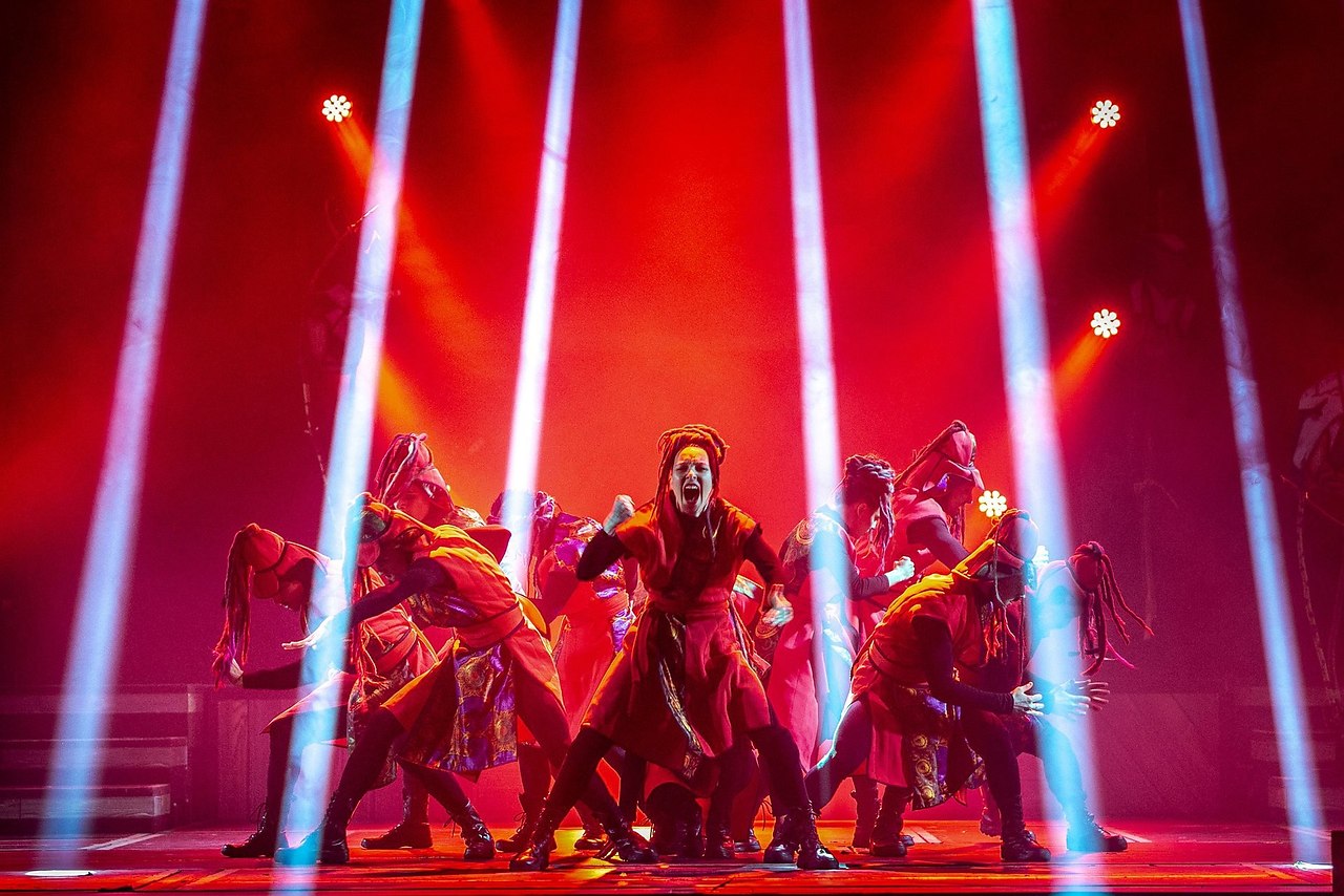 - -      .    ... - 7