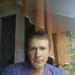 Александр, 46, Кодинск