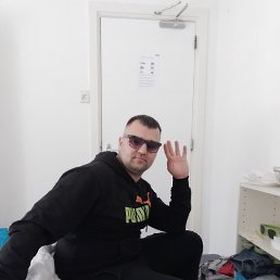 Simion, , 33 