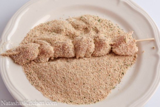 Панированные шашлычки из курицы.Ингредиенты:бамбуковые шампуры 10 шт.курица (грудка или бедрышки без ... - 6