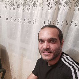 paul, 40, 