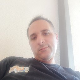 Marco, 43, 