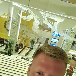 Anatoli, ʸ���, 52 ����
