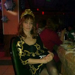 Elena, 58, 