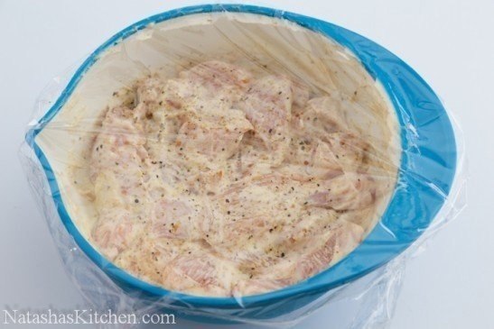Панированные шашлычки из курицы.Ингредиенты:бамбуковые шампуры 10 шт.курица (грудка или бедрышки без ... - 4