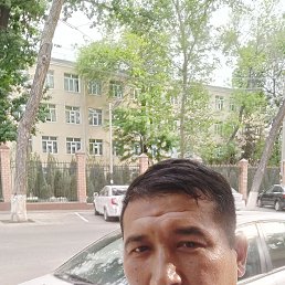 Behruz, 34, 