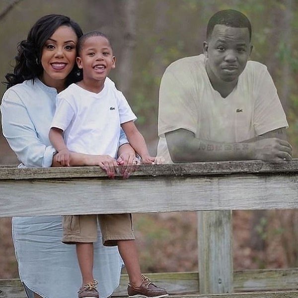 Мужа не стало за 4 месяца до рождения сына и спустя время мама решила сделать такой фотосет... ... - 2