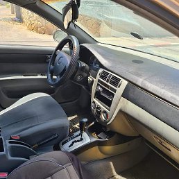 Victor, �������, 32 ����