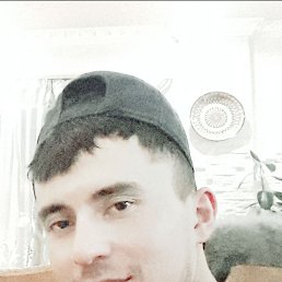 Maksim, 29 , 