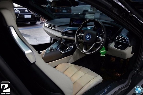 BMW i8 with DV.1 Whls - 6