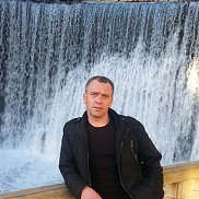 Aleksandr, 44 , 