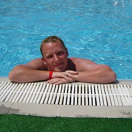 A������, ����, 44 ����