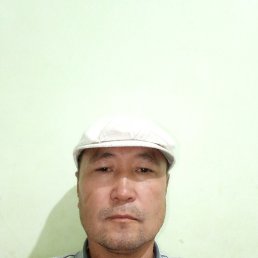 Alibek, 42, 