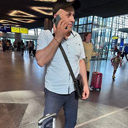 ����, ����, 42 ����